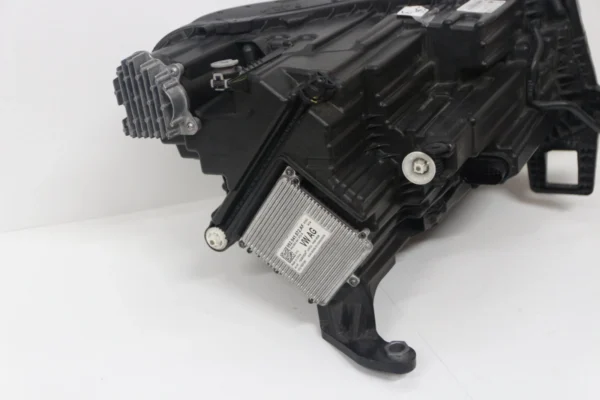 Volkswagen Atlas Cross Sport 2024 OEM Left Driver Side Headlight - Image 9