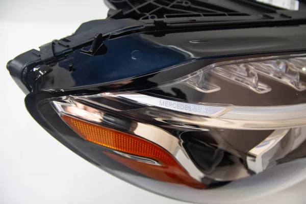 Mercedes C300 C-Class 2015-2018 OEM Right Passenger Side LED Headlight - Image 7