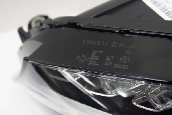 Mercedes C300 C-Class 2015-2018 OEM Left Driver Side LED Headlight - Image 13