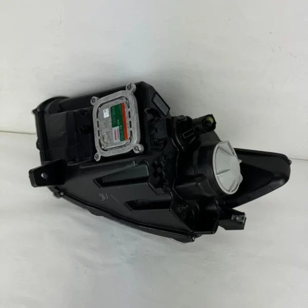 Ford Mustang 2015-2017 OEM Right Passenger Side Headlight - Image 13