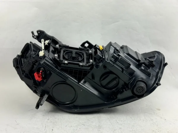 Audi A6/S6 2016-2018 OEM Left Driver Side Headlight - Image 5