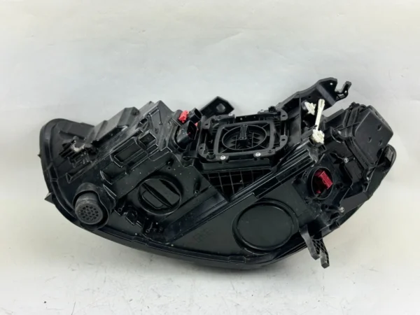 Audi A6/S6 2016-2018 OEM Right Passenger Side Headlight - Image 5