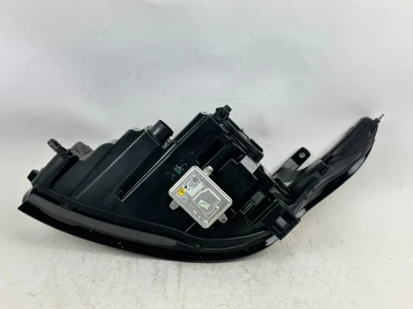 Land Rover Range Rover Sport 2014-2017 OEM Right Passenger Side Headlight - Image 5
