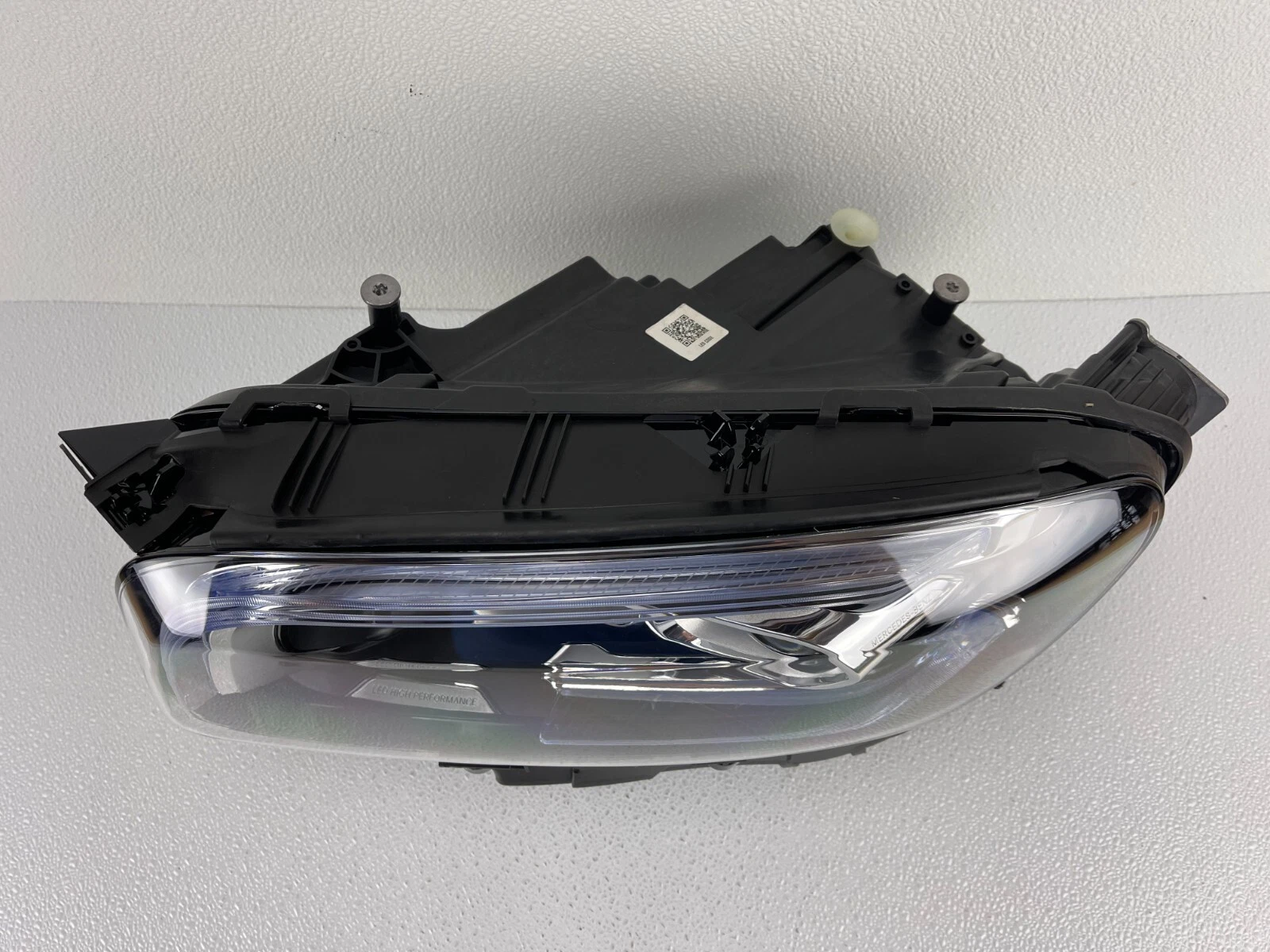 Mercedes-Benz GLB 2020-2022 OEM Left Driver Side Headlight - Image 2