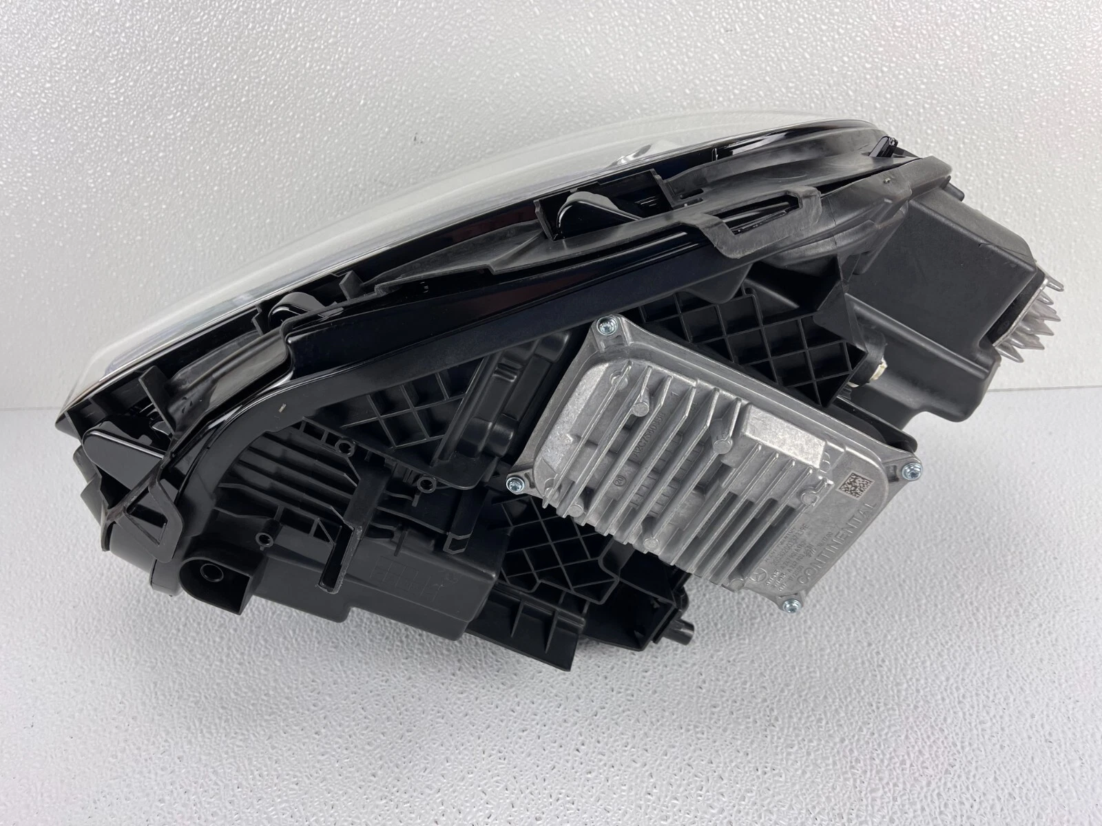 Mercedes-Benz GLB 2020-2022 OEM Left Driver Side Headlight - Image 4