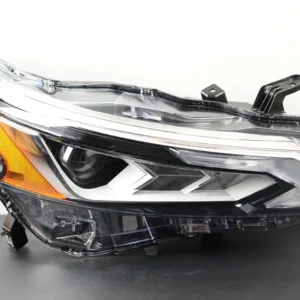 Alternative view of Nissan Altima 2019-2022 OEM Right Passenger Side Headlight
