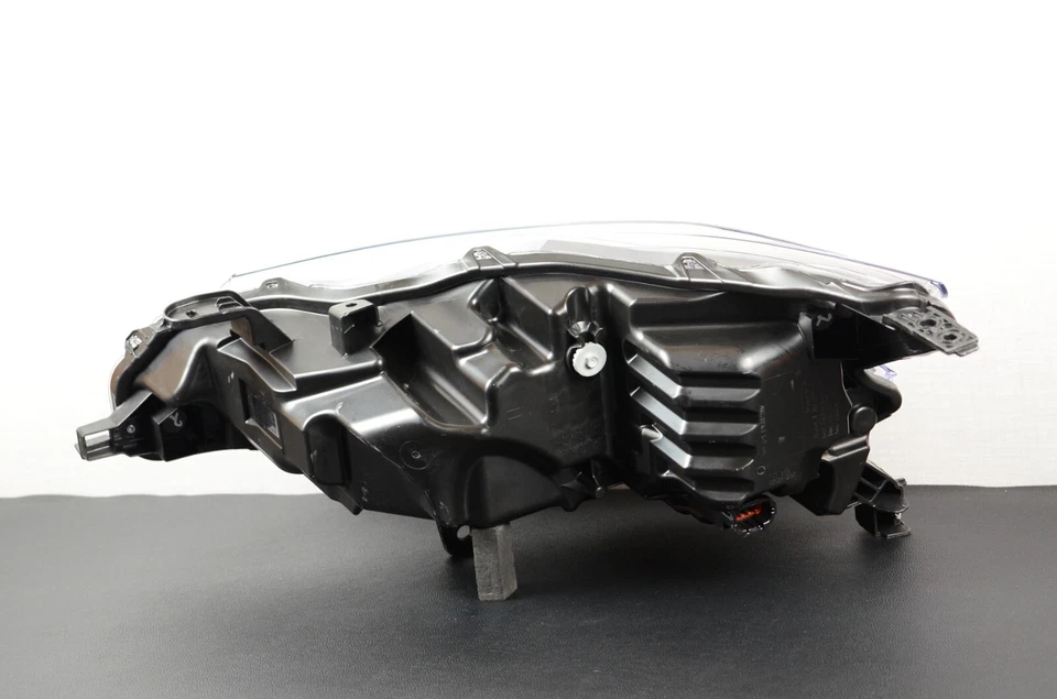 Nissan Altima 2019-2022 OEM Right Passenger Side Headlight - Image 6