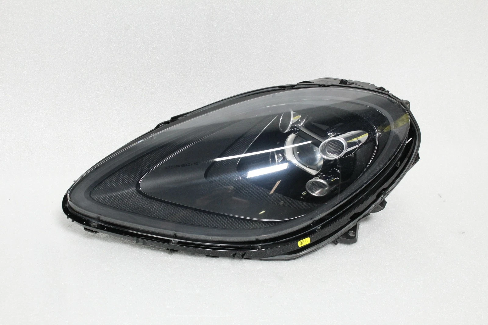 Porsche Macan Base 2019-2022 OEM Left Driver Side Headlight - Image 2