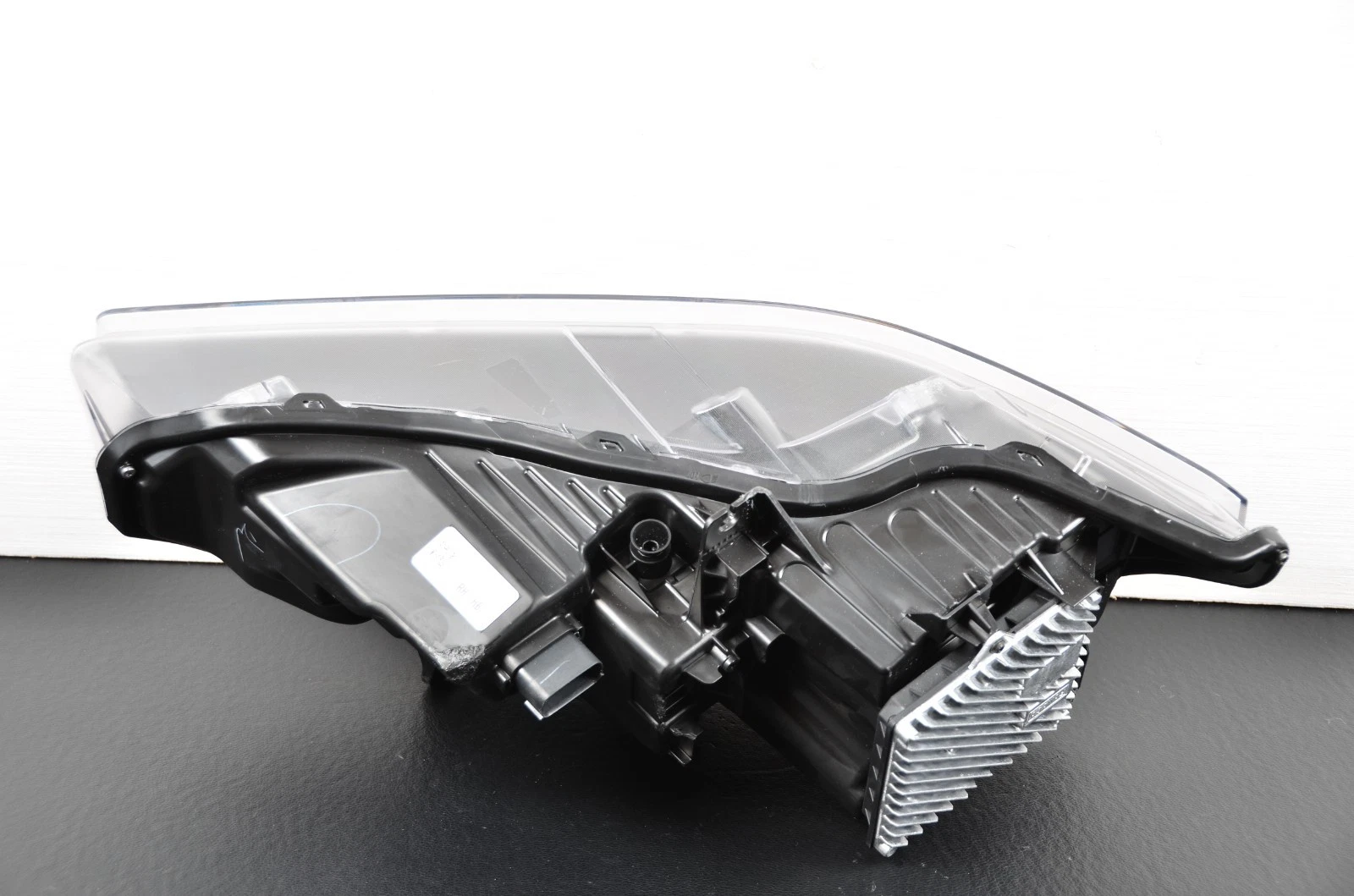 Ford Mustang 2024-2025 OEM Right Passenger Side Headlight - Image 5