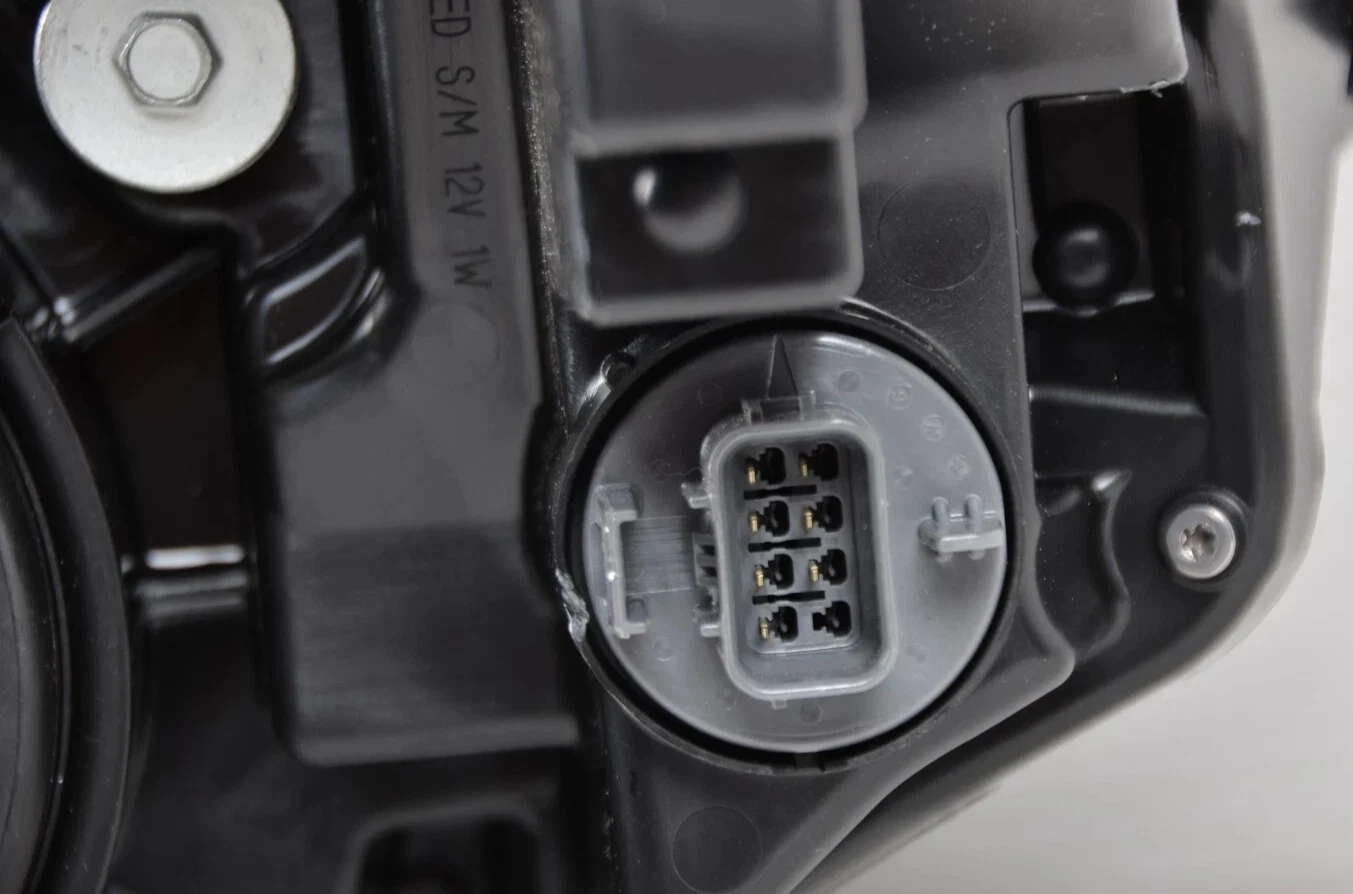 Honda Ridgeline 2021-2025 OEM Right Passenger Side Headlight - Image 8